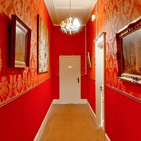 Chateau De Moulin-le-comte Bed & Breakfast Aire-sur-la-Lys