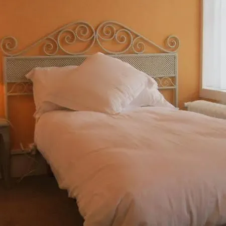 Chateau De Moulin-le-comte 3*