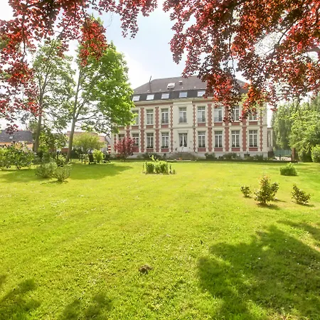 Alojamento de Acomodação e Pequeno-almoço Chateau De Moulin Le Comte
