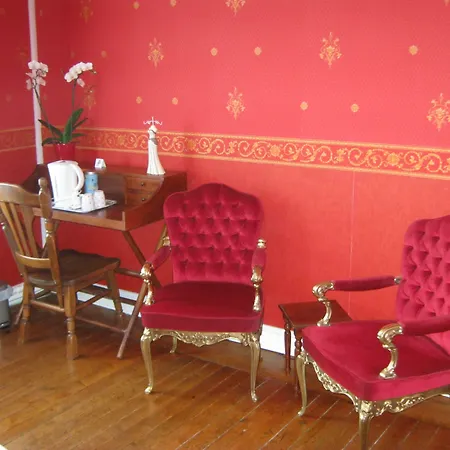 Bed & Breakfast Chateau De Moulin Le Comte 3*