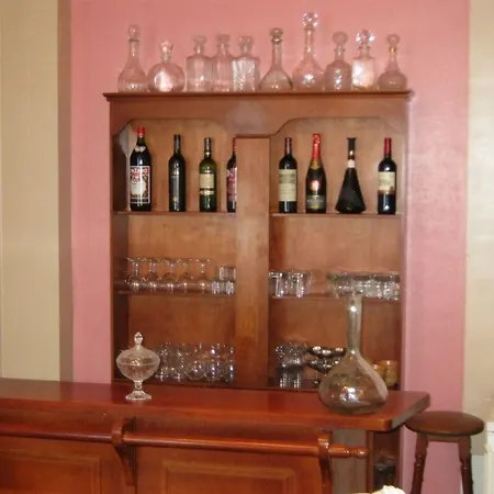 Bed & Breakfast Chateau De Moulin-le-comte 3*