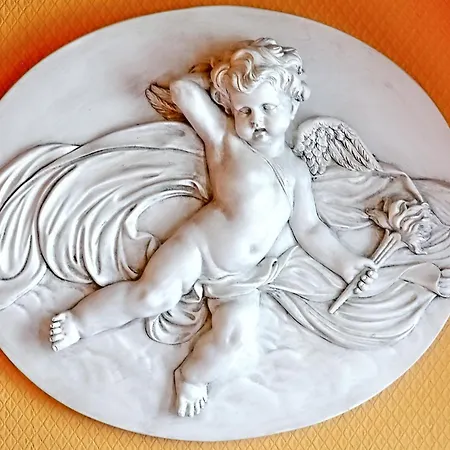 Chateau De Moulin-le-comte