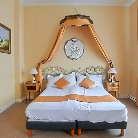 Chateau De Moulin-le-comte 3*