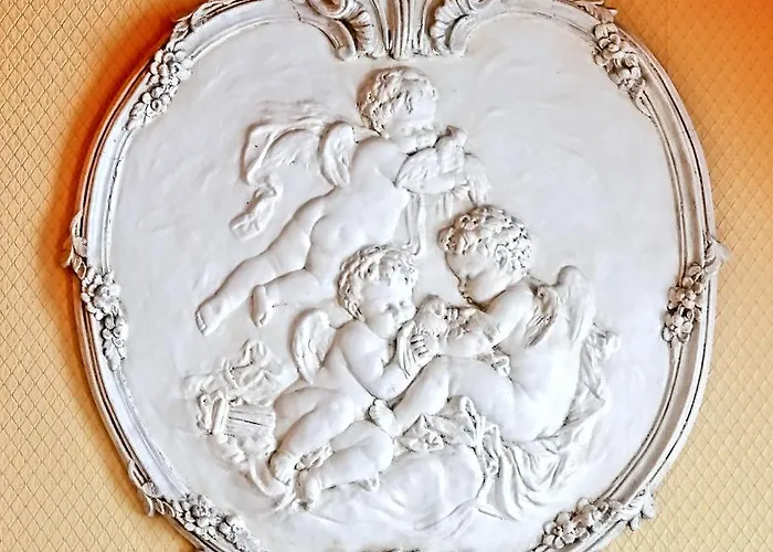 Chateau De Moulin Le Comte Couette-café