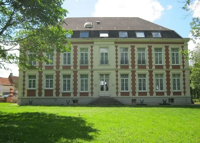 Couette-café Chateau De Moulin Le Comte