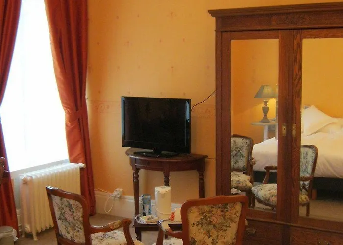 Couette-café Chateau De Moulin Le Comte 3*