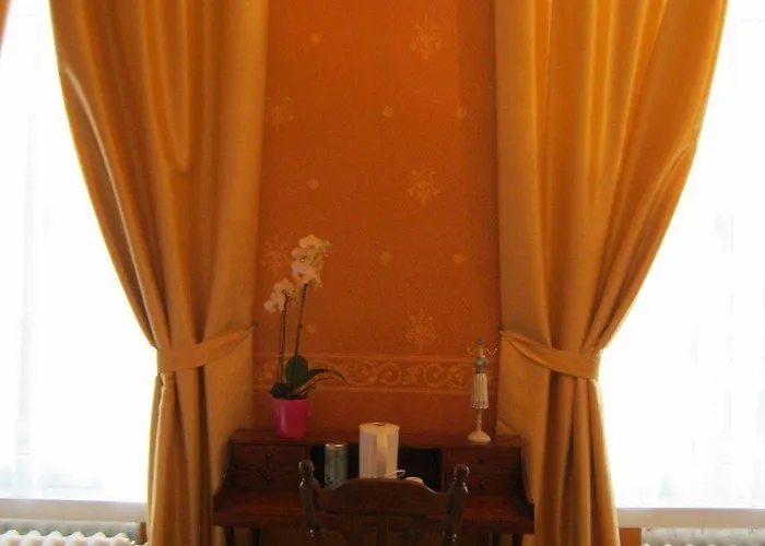 Chateau De Moulin Le Comte 3*