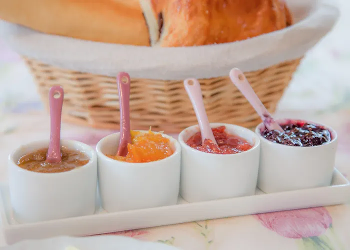 Chateau De Moulin Le Comte