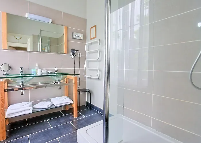 Chateau De Moulin Le Comte Couette-café Aire-sur-la-Lys