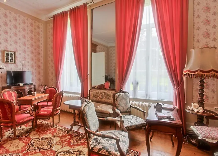 Couette-café Chateau De Moulin Le Comte 3*